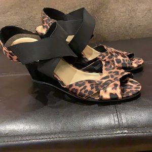 Leopard wedge shoes
